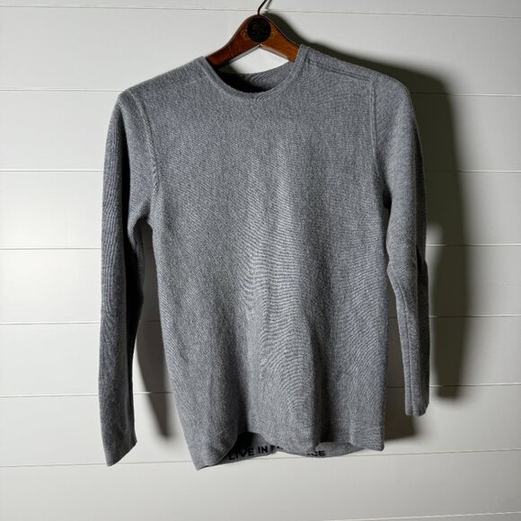 Lululemon 100% Merino Wool Sweater "Live in Practice" Gray - Picture 1 of 9